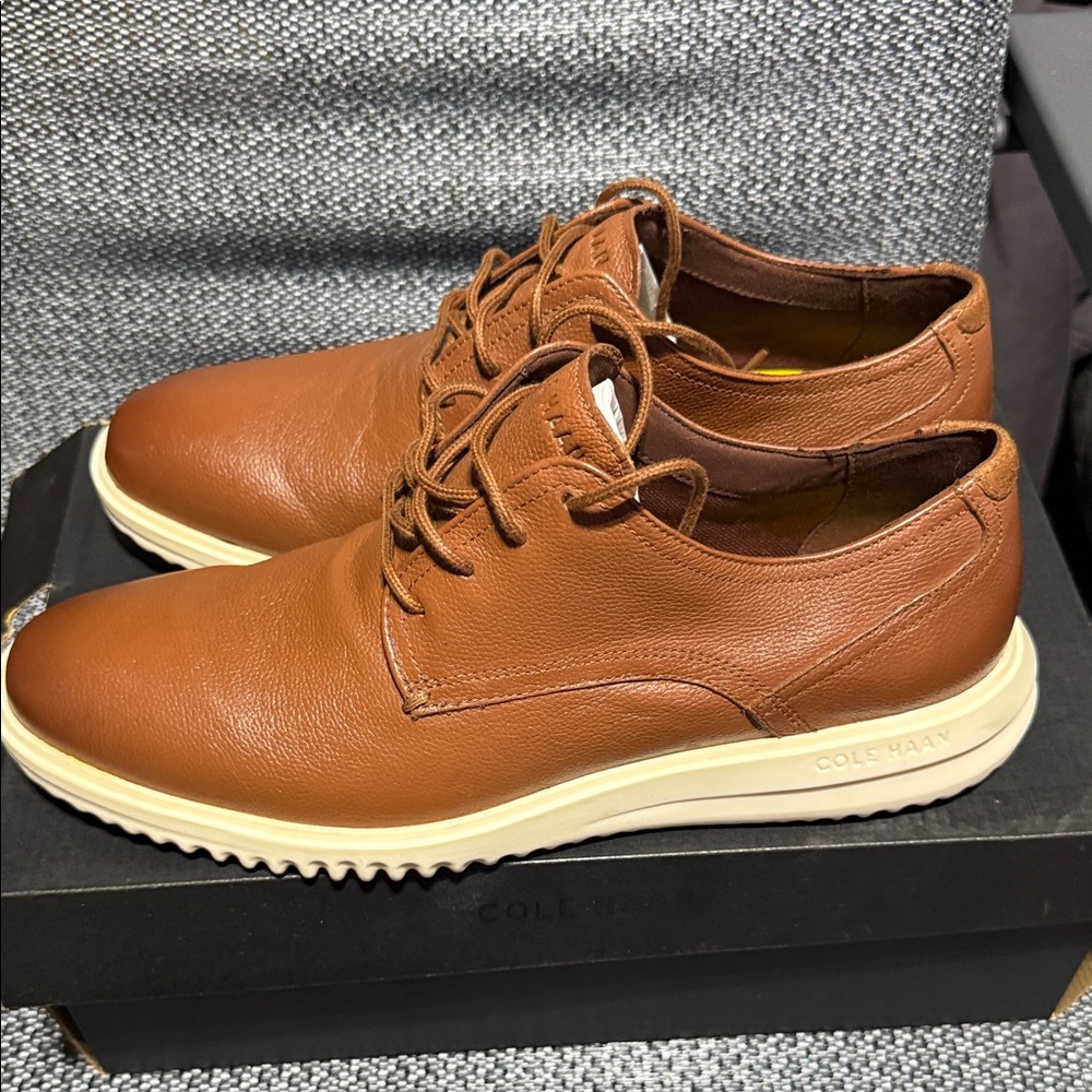 Cole Haan ZeroGrand Shoes. Brown in color. Size 10.5. NIB